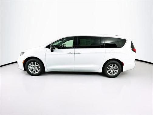 2025 Chrysler Pacifica L