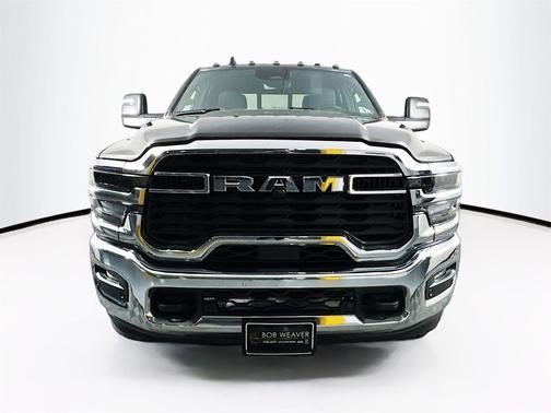 2025 RAM 2500 Tradesman Crew Cab 4x4 6'4' Box