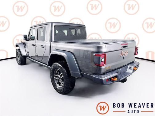 Granite Crystal Metallic Clearcoat 2026 Jeep Gladiator Mojave 4x4