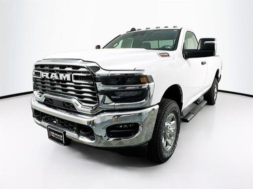 2025 RAM 2500 Tradesman Regular Cab 4x4 8' Box