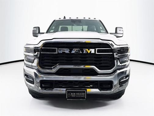 2025 RAM 2500 Tradesman Regular Cab 4x4 8' Box
