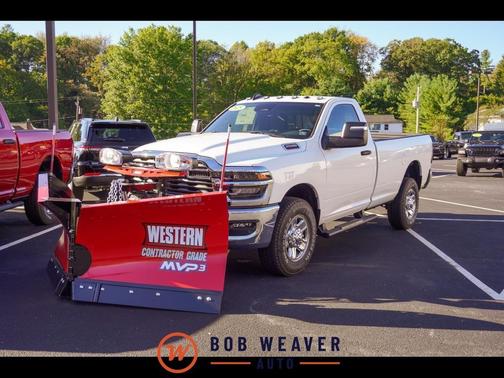 2025 RAM 2500 Tradesman Regular Cab 4x4 8' Box