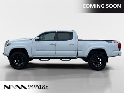 2016 Toyota Tacoma SR5