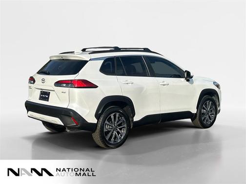 2022 Toyota Corolla Cross XLE