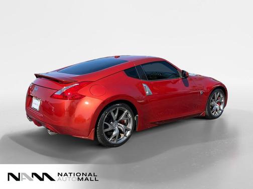 Magma Red Metallic 2014 Nissan 370Z Touring