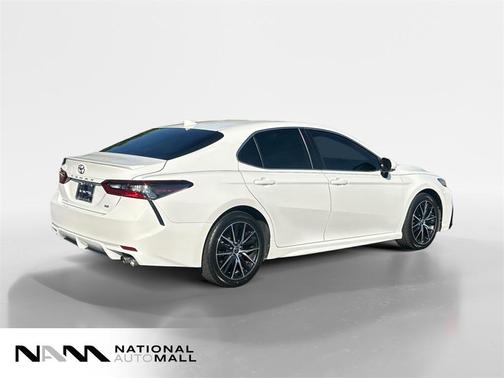 2022 Toyota Camry 
