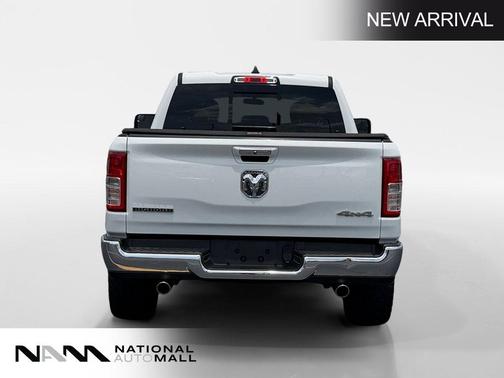 Bright White Clearcoat 2019 RAM 1500 Big Horn