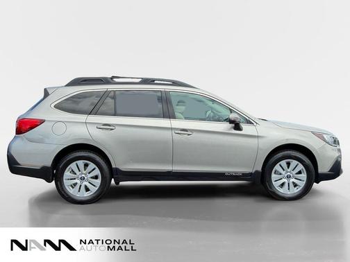 Tungsten Metallic 2018 Subaru Outback 2.5i Premium