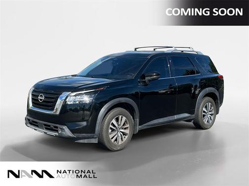2022 Nissan Pathfinder SL 2WD