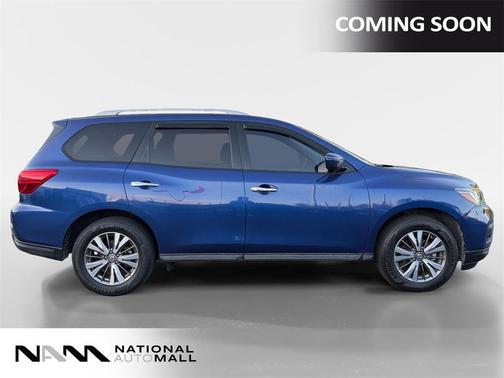 2019 Nissan Pathfinder SV