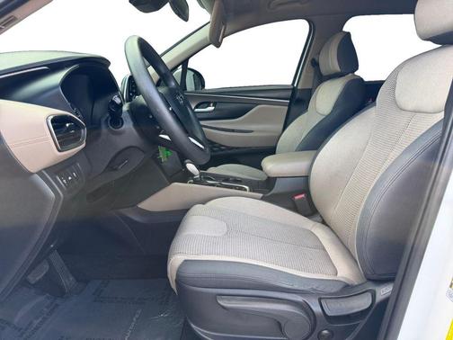 Quartz White 2020 Hyundai SANTA FE SE 2.4