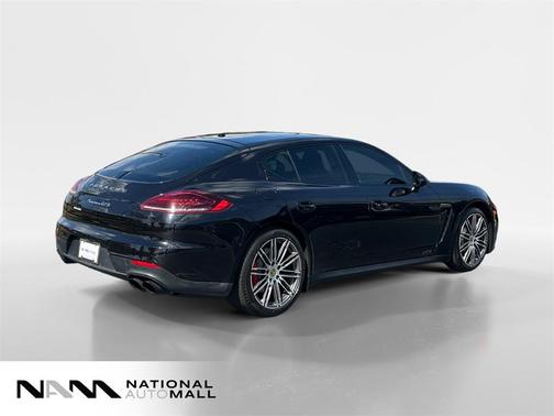 2015 Porsche Panamera GTS