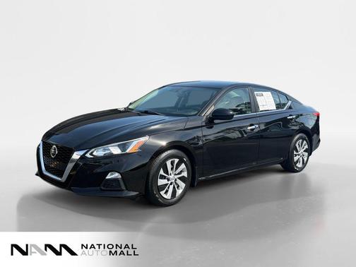 Super Black Clearcoat 2019 Nissan Altima 2.5 S