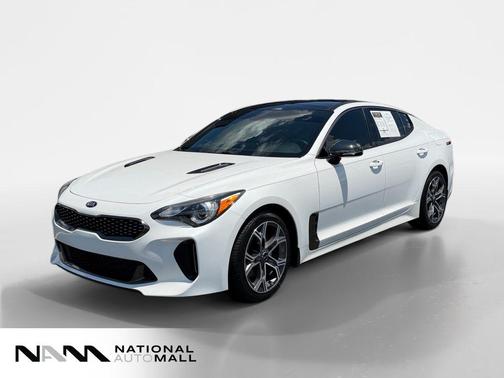 Snow White Pearl 2021 Kia Stinger GT-Line