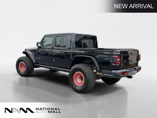 Black Clearcoat 2020 Jeep Gladiator Rubicon