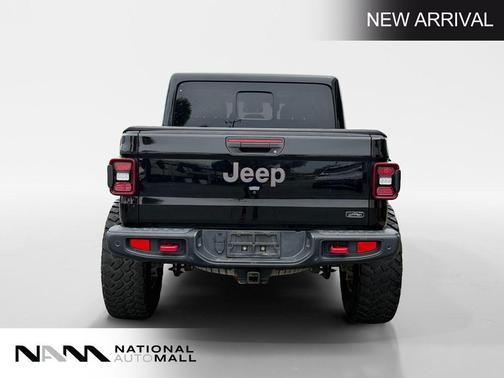 Black Clearcoat 2020 Jeep Gladiator Rubicon