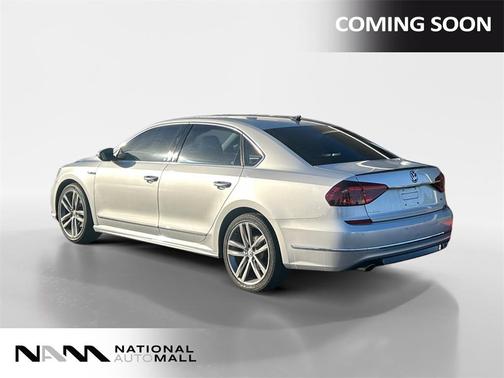 2019 Volkswagen Passat 2.0T R-Line