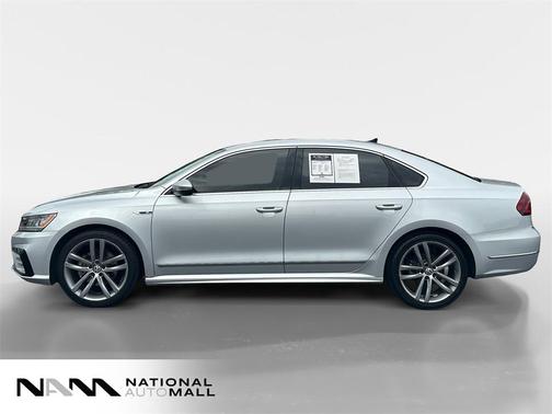 2019 Volkswagen Passat 2.0T R-Line