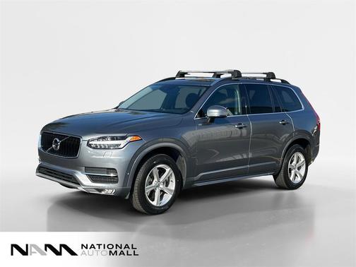2017 Volvo XC90 T5 Momentum