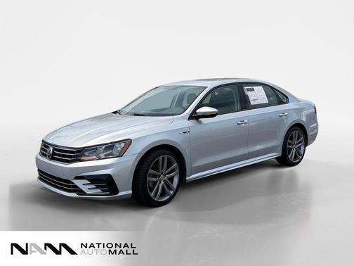 Reflex Silver Metallic 2018 Volkswagen Passat 2.0T R-Line