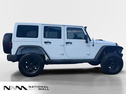 Bright White Clearcoat 2015 Jeep Wrangler Unlimited Sport