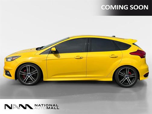 2018 Ford Focus ST 