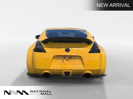 Chicane Yellow 2017 Nissan 370Z Touring