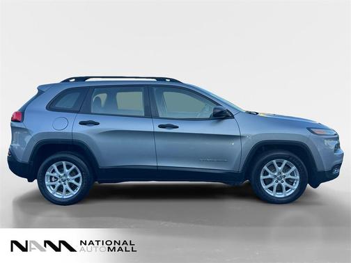 2015 Jeep Cherokee Sport