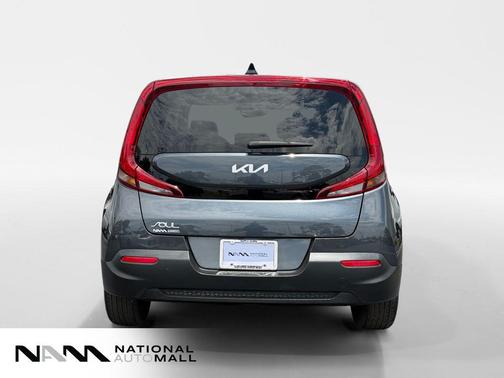 Gravity Gray 2022 Kia Soul LX