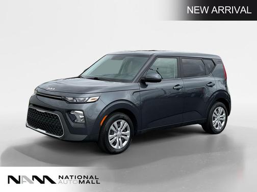 Gravity Gray 2022 Kia Soul LX