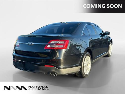 2017 Ford Taurus SEL