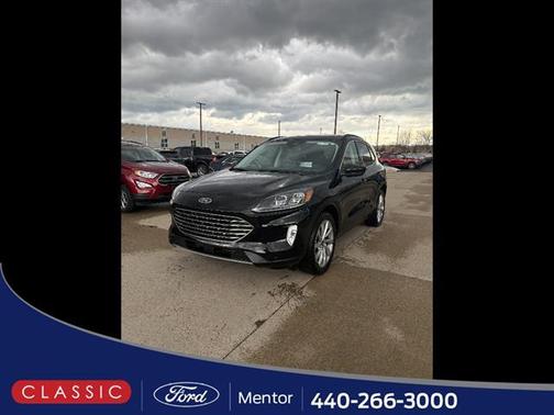 Agate Black 2022 Ford Escape Titanium