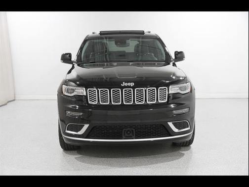 Diamond Black 2021 Jeep Grand Cherokee Summit