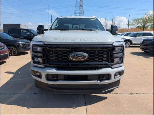 Avalanche Gray 2026 Ford F-250 Lariat