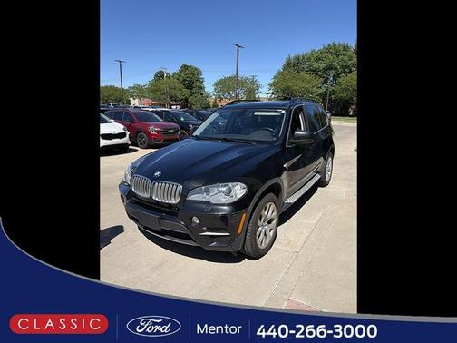 Black Sapphire Metallic 2013 BMW X5 xDrive35i Sport Activity