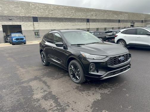 2026 Ford Escape ST-Line Elite