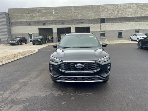 2026 Ford Escape ST-Line Elite