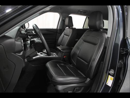 Atlas Blue 2023 Ford Explorer XLT