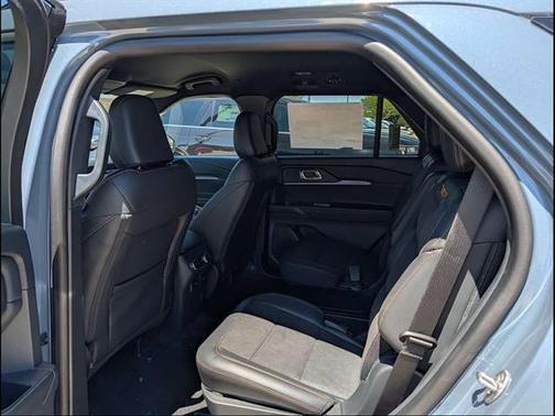 Vapor Blue 2026 Ford Explorer Tremor