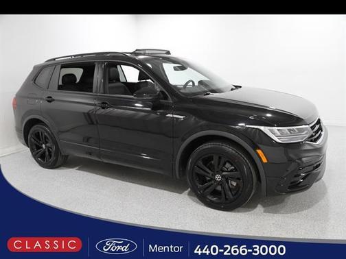 2023 Volkswagen Tiguan 2.0T SE R-Line Black