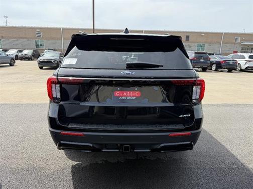 Agate Black 2026 Ford Explorer ST-Line