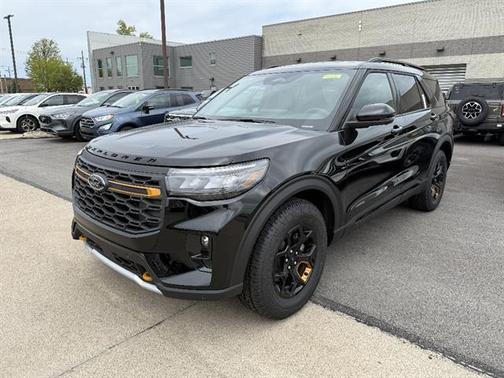 Agate Black 2026 Ford Explorer Tremor 4WD