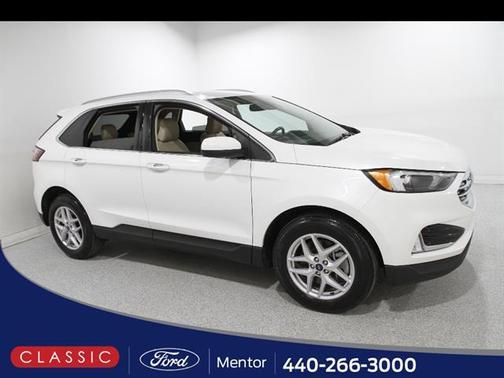 White 2022 Ford Edge SEL