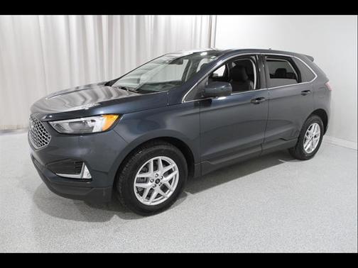 Star White 2023 Ford Edge SEL