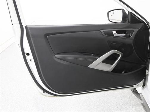 2016 Hyundai Veloster Turbo