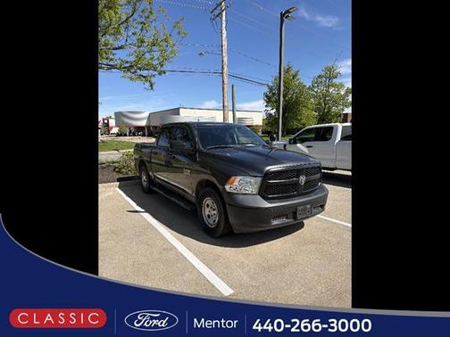 Bright White Clearcoat 2019 RAM 1500 Classic Tradesman