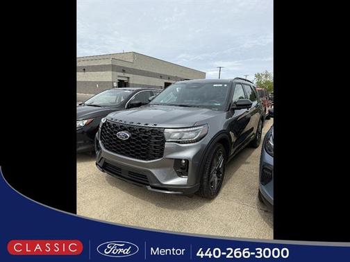 Carbonized Gray 2025 Ford Explorer ST-Line