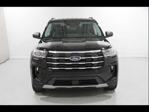 Agate Black 2025 Ford Explorer Active