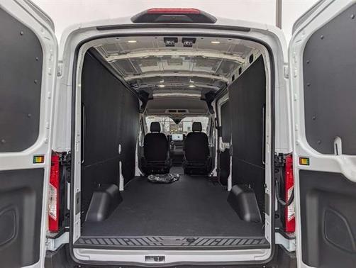 2026 Ford Transit-250 148 WB Medium Roof Cargo