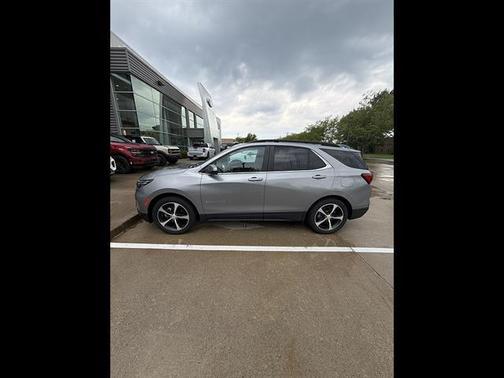 Gray 2023 Chevrolet Equinox 1LT